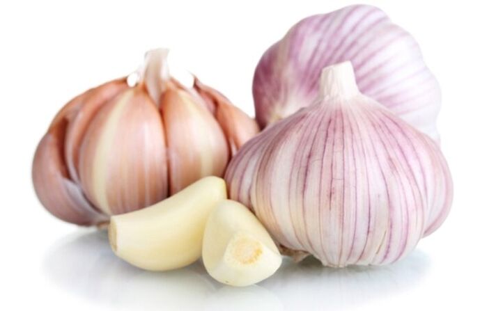 Bawang putih untuk membuang parasit dari badan