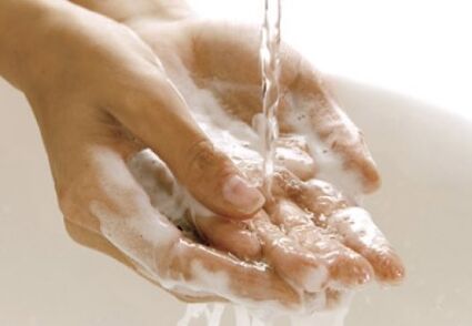 Kebersihan tangan melindungi dari kemasukan parasit ke dalam badan